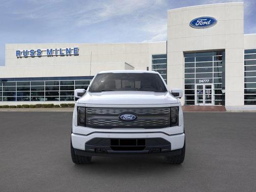 2025 Ford F-150 Lightning LARIAT