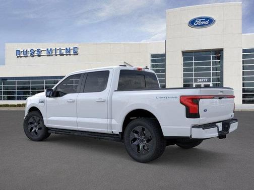 2025 Ford F-150 Lightning LARIAT