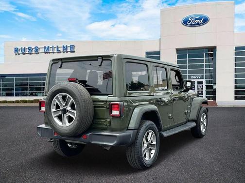 2022 Jeep Wrangler Unlimited Sahara