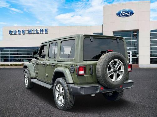 2022 Jeep Wrangler Unlimited Sahara