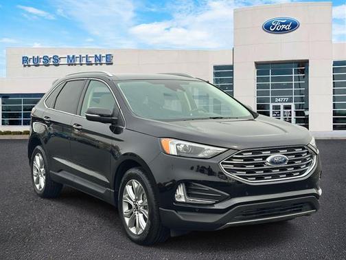 Agate Black 2024 Ford Edge Titanium