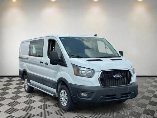 Oxford White 2025 Ford Transit-250