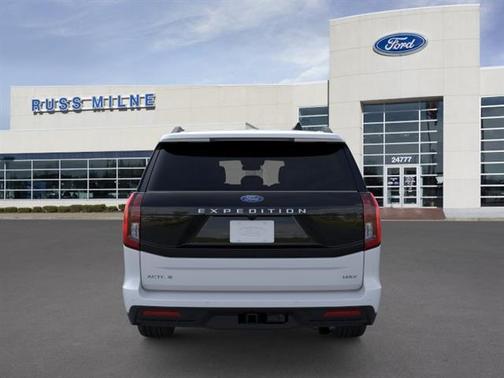 Space Silver 2026 Ford Expedition Max Active