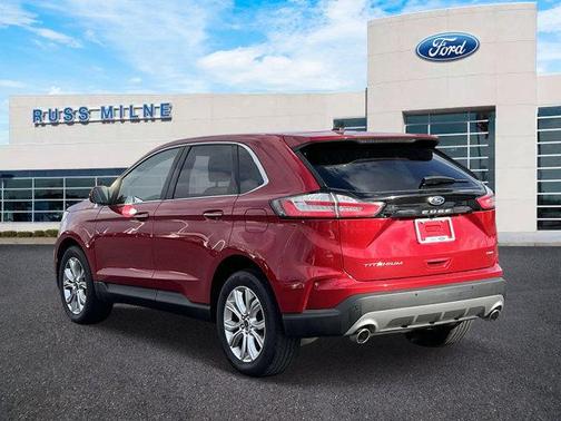 2023 Ford Edge Titanium