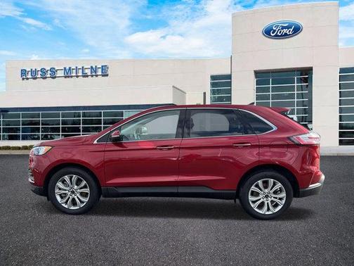 2023 Ford Edge Titanium