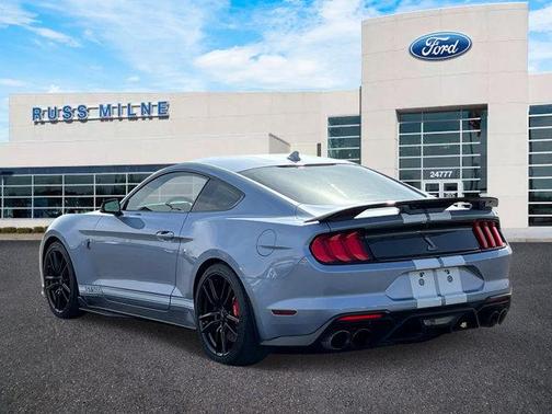 2022 Ford Shelby GT500 Base