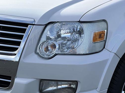 2010 Ford Explorer Limited