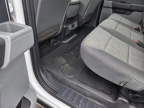 Oxford White 2023 Ford F-250 XL
