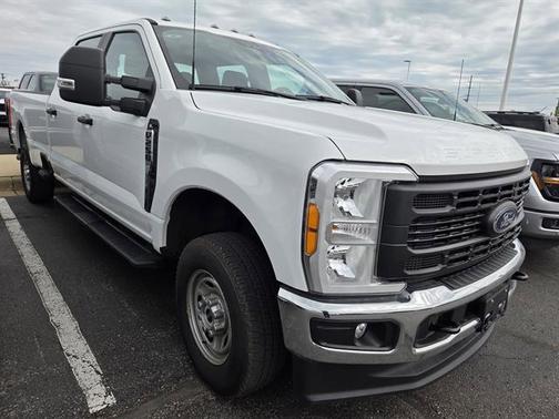 Oxford White 2023 Ford F-250 XL