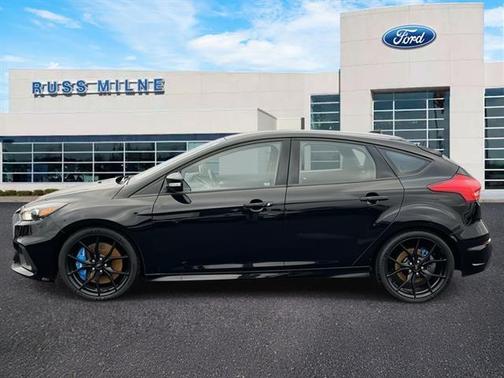 2017 Ford Focus RS Base
