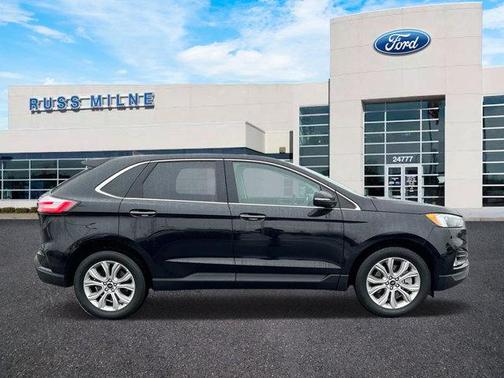 2023 Ford Edge Titanium