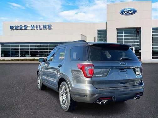 2019 Ford Explorer sport
