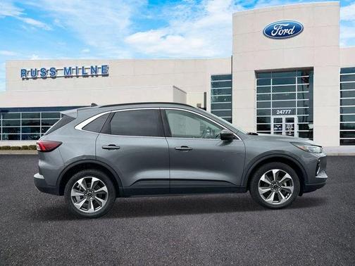2023 Ford Escape Platinum