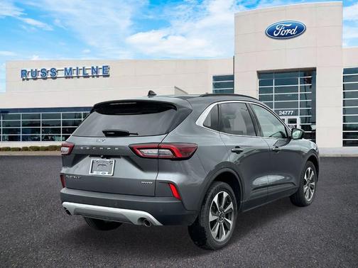 2023 Ford Escape Platinum