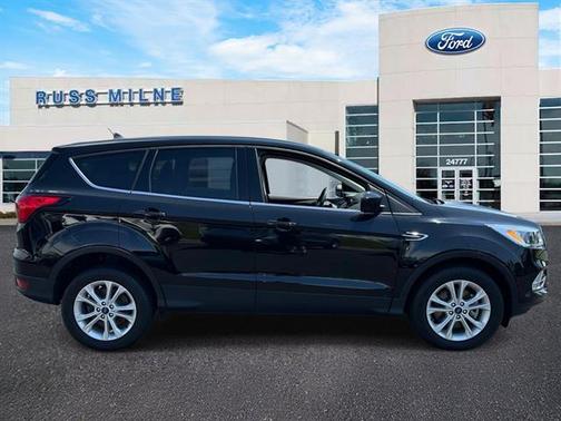 Agate Black 2019 Ford Escape SE
