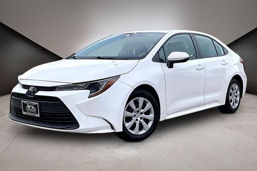 Ice 2023 Toyota Corolla LE