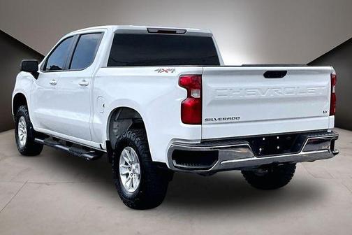 Summit White 2022 Chevrolet Silverado 1500 LT