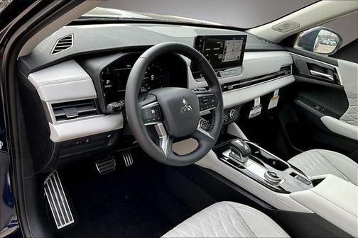 2026 Mitsubishi Outlander SEL