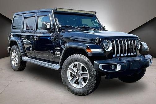 Black Clearcoat 2021 Jeep Wrangler Unlimited Sahara