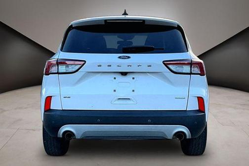 Oxford White 2020 Ford Escape SE