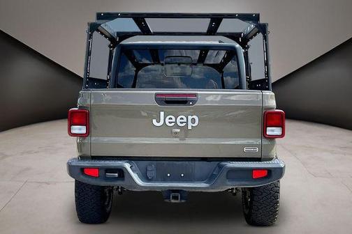 Gator Clearcoat 2020 Jeep Gladiator Overland