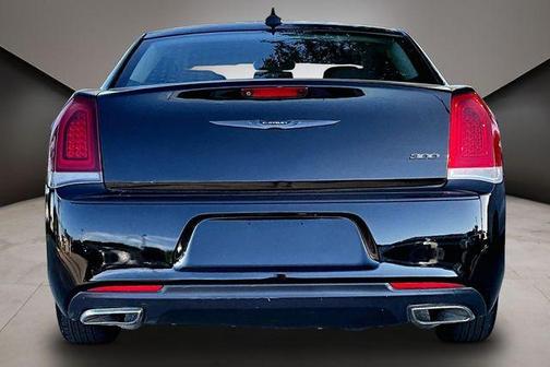 Gloss Black 2021 Chrysler 300 Touring