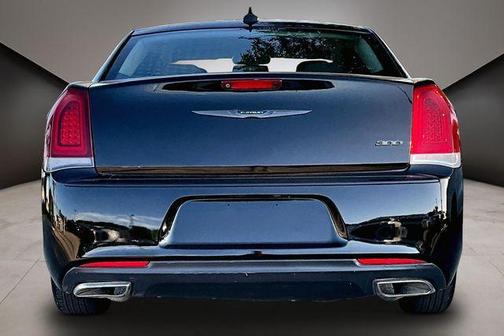 Gloss Black 2021 Chrysler 300 Touring