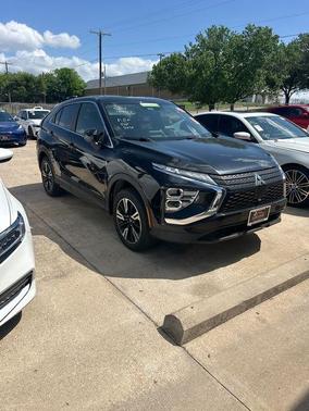 Black 2024 Mitsubishi Eclipse Cross SE