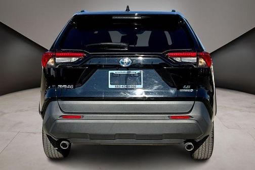 2022 Toyota RAV4 Hybrid LE