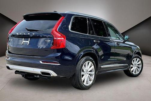 Magic Blue Metallic 2016 Volvo XC90 Hybrid T8 Inscription