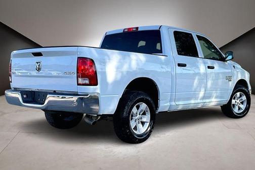 Bright White Clearcoat 2023 RAM 1500 Classic SLT
