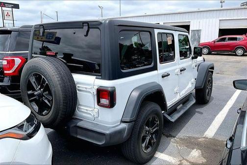 Bright White Clearcoat 2022 Jeep Wrangler Unlimited Sport Altitude
