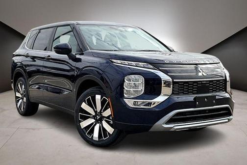 Cosmic Blue Metallic 2026 Mitsubishi Outlander SE