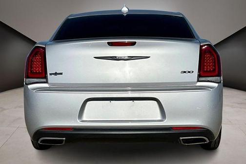 2023 Chrysler 300 Touring