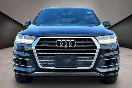 Orca Black Metallic 2018 Audi Q7 3.0T Prestige