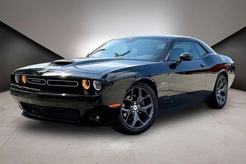 Pitch Black Clearcoat 2019 Dodge Challenger R/T