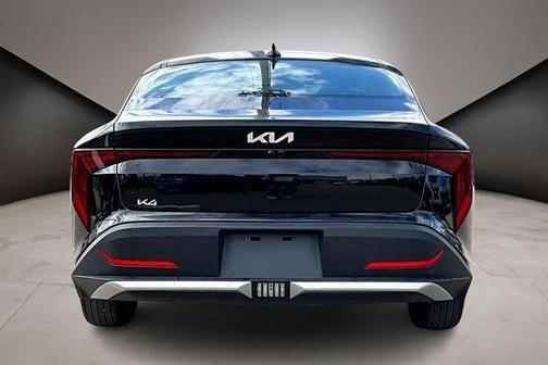 2025 Kia K4 
