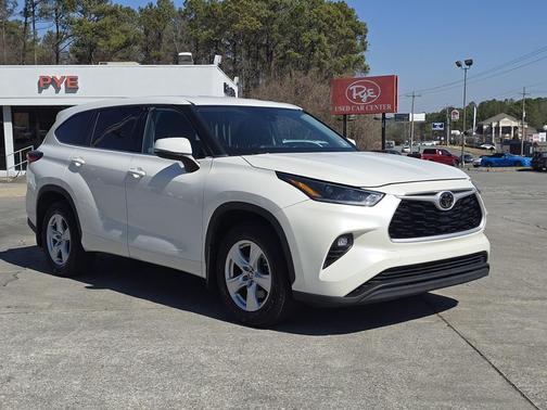 2021 Toyota Highlander LE