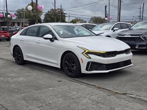 2025 Kia K5 LXS