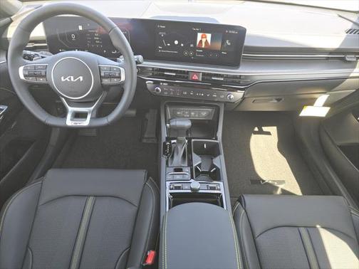 2025 Kia K5 GT