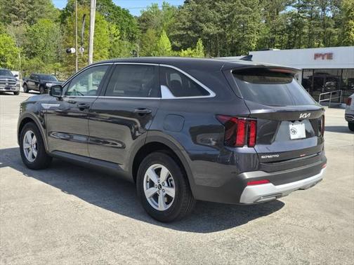 2025 Kia Sorento LX