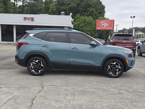 2025 Kia Seltos EX