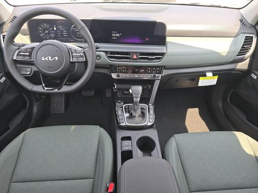 2025 Kia Seltos SX