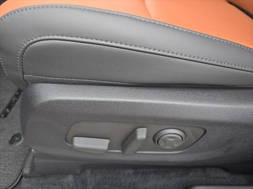 2025 Kia Carnival EX
