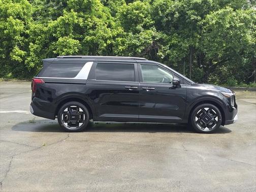 2025 Kia Carnival EX
