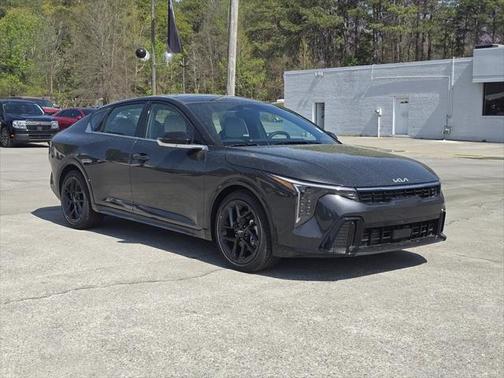 2025 Kia K4 GT-Line Turbo