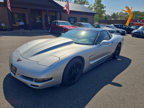2002 Chevrolet Corvette Base