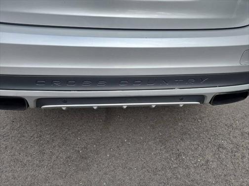 2015 Volvo V60 Cross Country T5