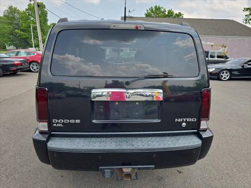 2011 Dodge Nitro Shock