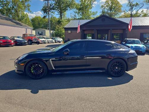 2013 Porsche Panamera 4